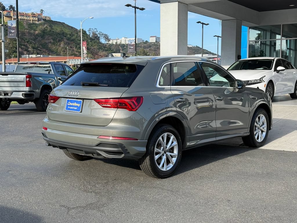 Used 2024 Audi Q3 2.0T Premium AWD/4WD image 4