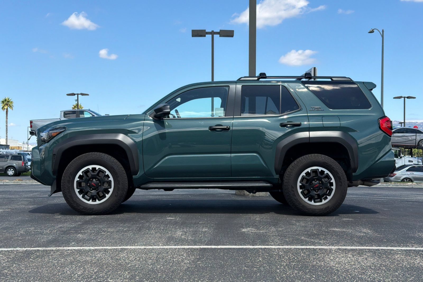 Used 2025 Toyota 4Runner TRD Off-Road Premium AWD/4WD image 7