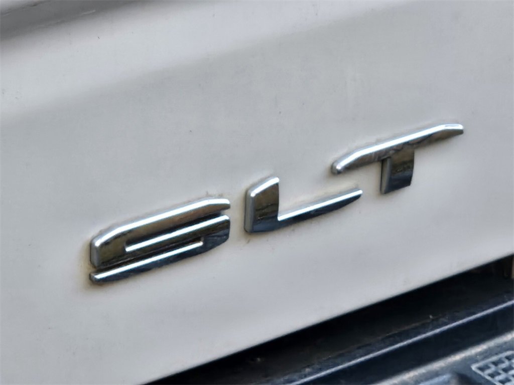 Used 2022 GMC Sierra 1500 SLT image 16