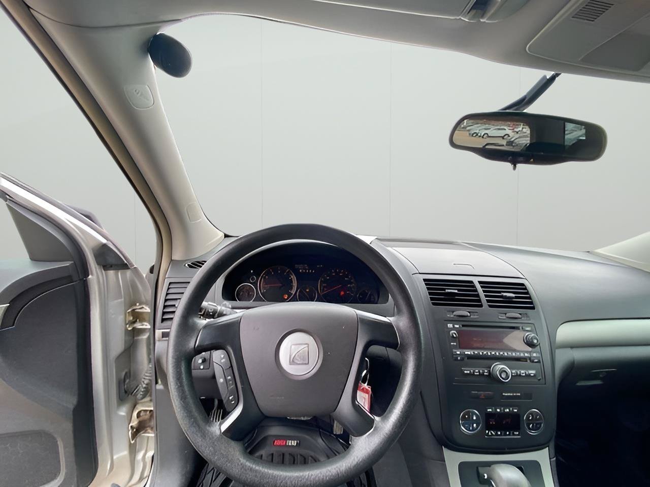 Used 2007 Saturn Outlook XE w/ Advanced Audio Pkg FWD image 39