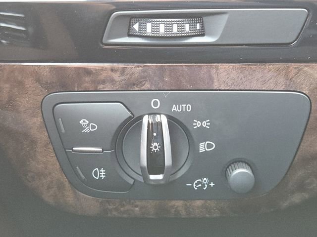 Used 2017 Audi Q7 3.0T Premium Plus image 11