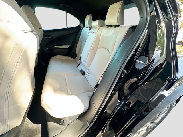 Used 2025 Lexus UX 300h FWD image 24