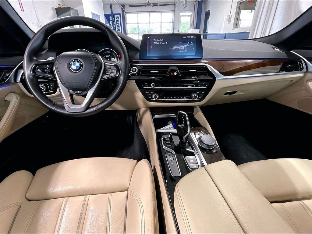 Used 2019 BMW 530e xDrive w/ Convenience Package AWD/4WD image 21