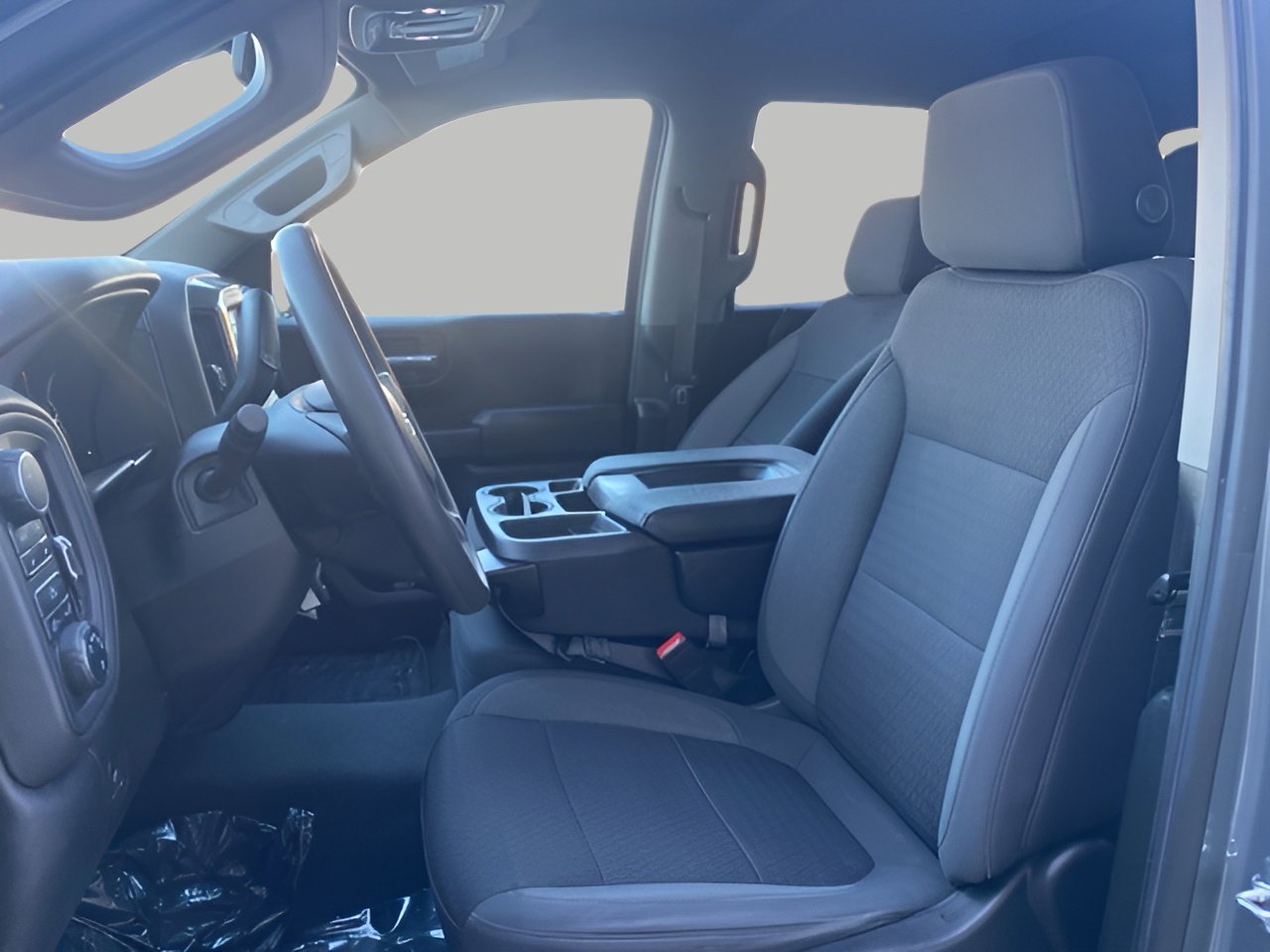 Used 2022 Chevrolet Silverado 1500 Custom Trail Boss w/ LPO, Dark Essentials Package image 9