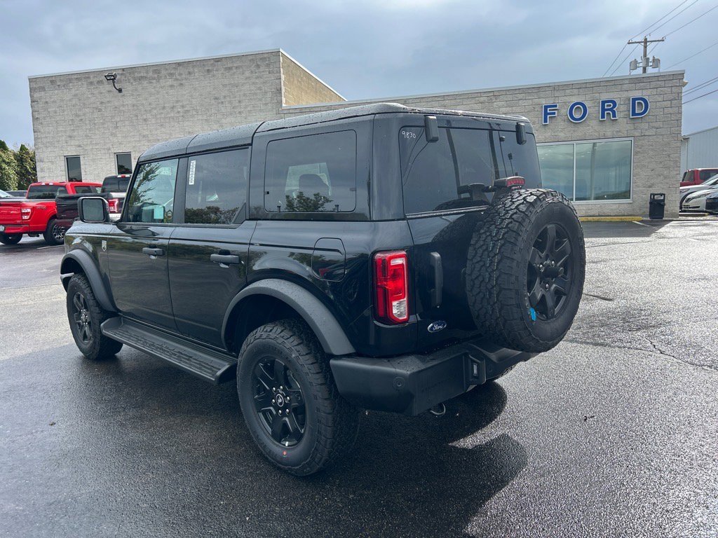New 2025 Ford Bronco Big Bend image 3