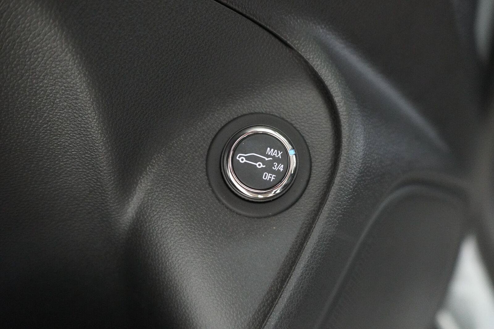 Used 2025 Buick Encore GX Preferred FWD image 22