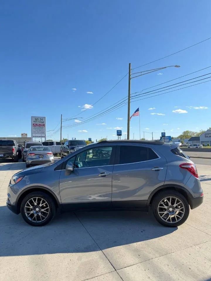 Used 2019 Buick Encore Sport Touring AWD/4WD image 4