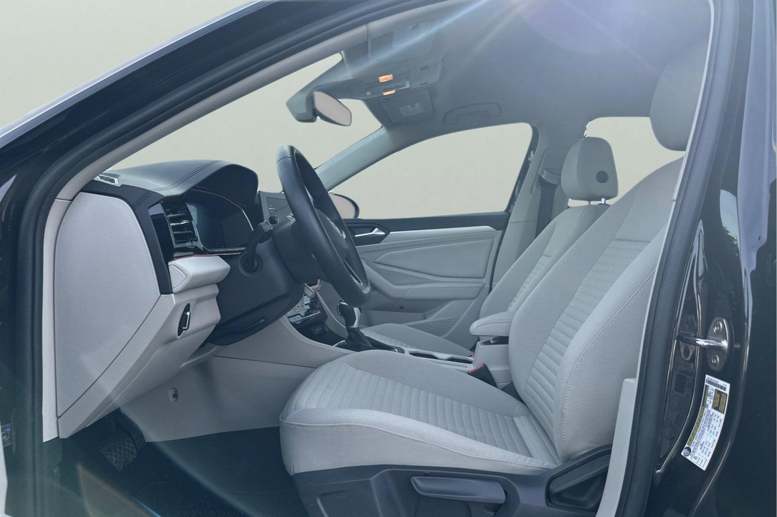 Used 2025 Volkswagen Jetta S image 14