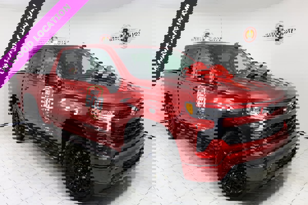 Used 2024 Chevrolet Silverado 1500 RST w/ Convenience Package II image 1