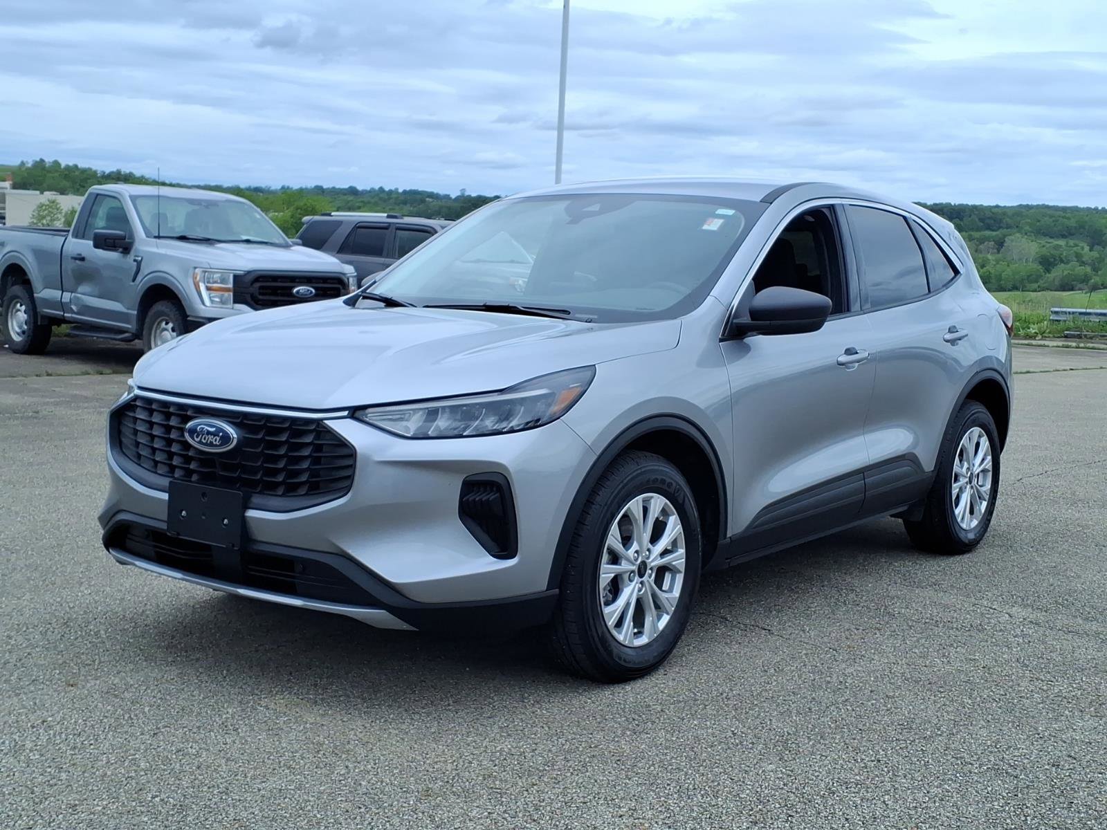 Used 2023 Ford Escape Active AWD/4WD image 5