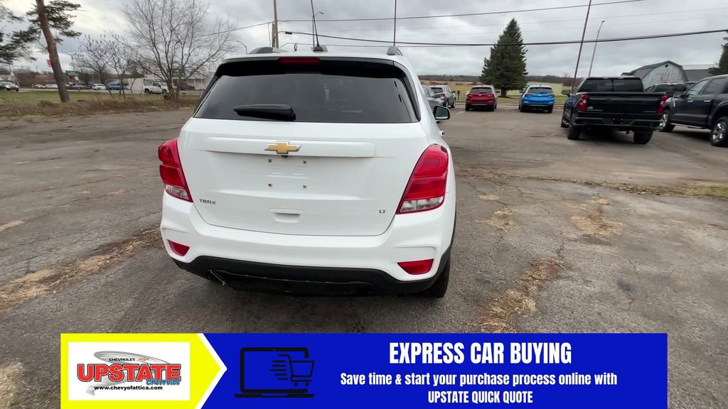 Used 2018 Chevrolet Trax LT w/ LT Convenience Package image 4