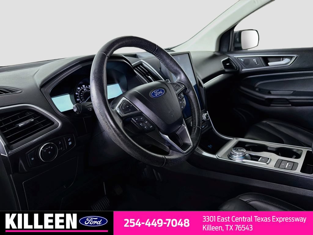 Used 2022 Ford Edge Titanium AWD/4WD image 11