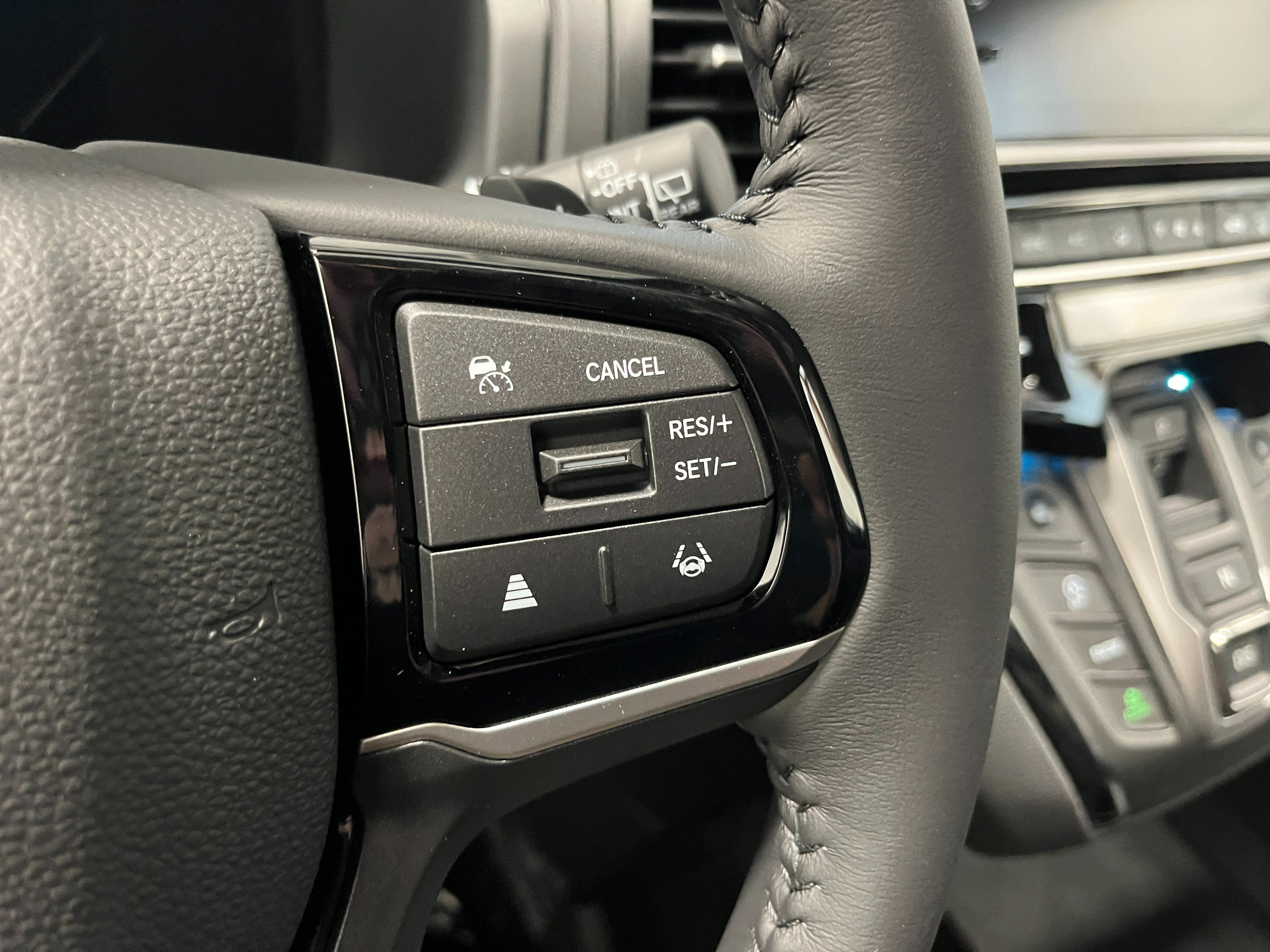 New 2026 Honda Odyssey Touring image 18