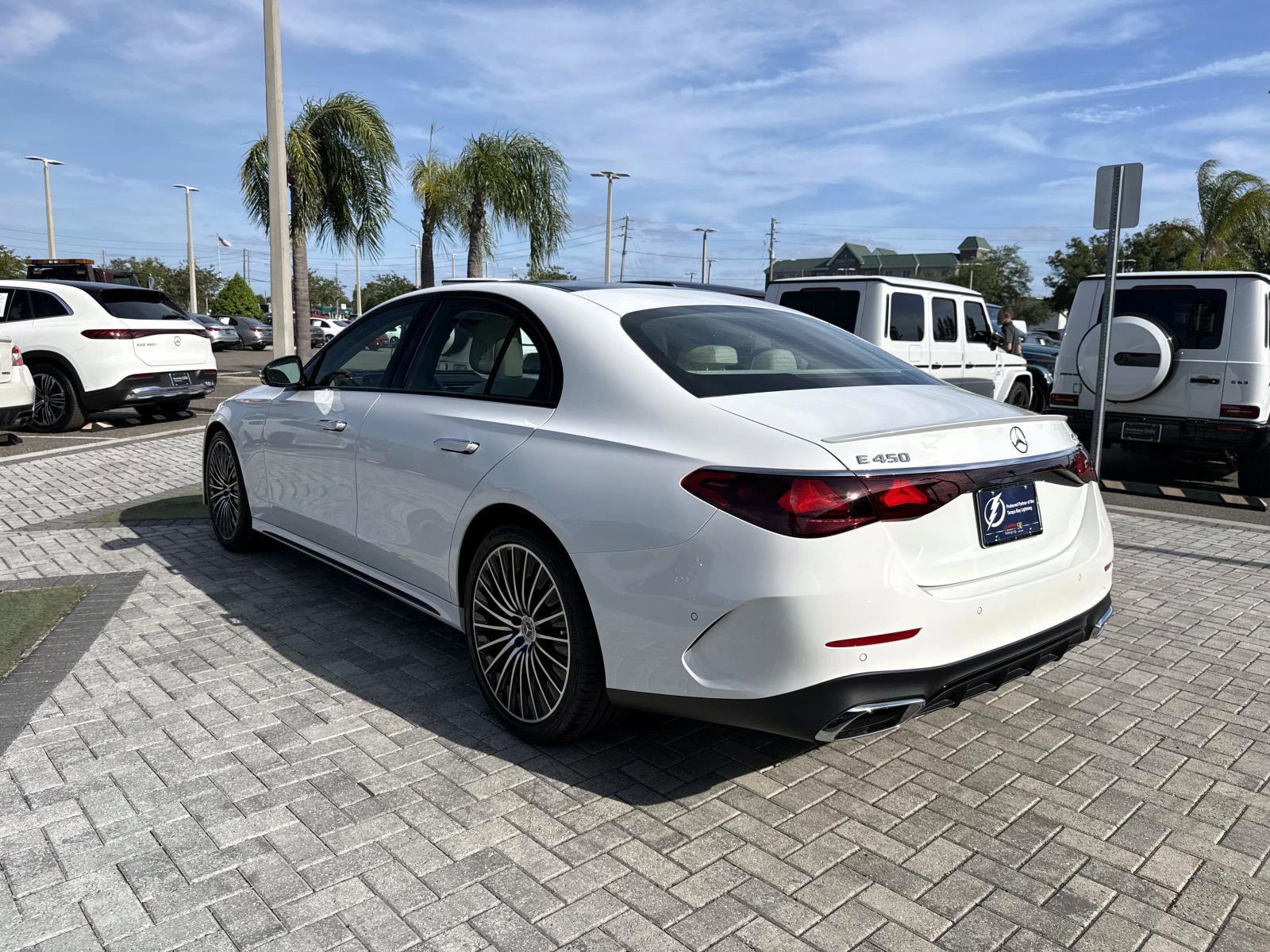 New 2026 Mercedes-Benz E 450 4MATIC Sedan image 4