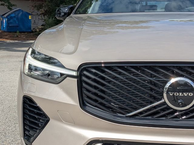 New 2026 Volvo XC60 T8 Plus w/ Protection Package Premier image 10