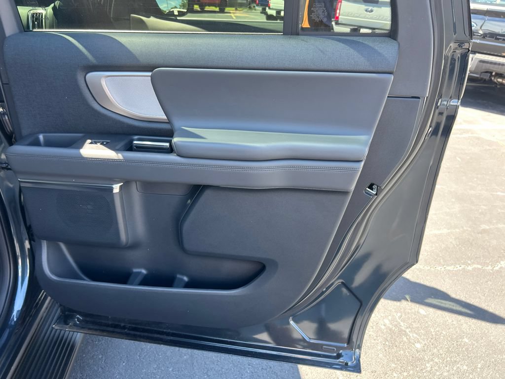 New 2026 Ford Expedition Max Active AWD/4WD image 16
