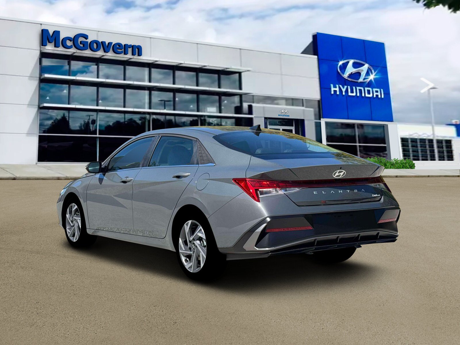 New 2026 Hyundai Elantra Limited FWD image 4