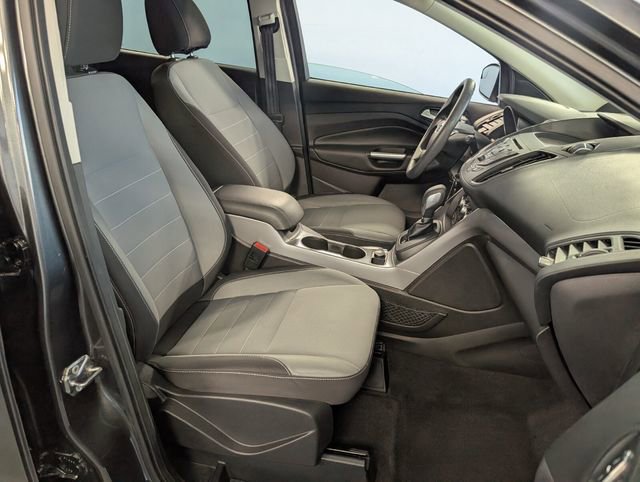 Used 2016 Ford Escape SE image 17