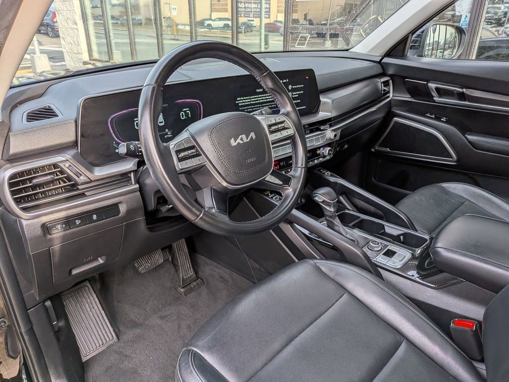 Certified 2023 Kia Telluride S w/ S Sunroof Package image 14