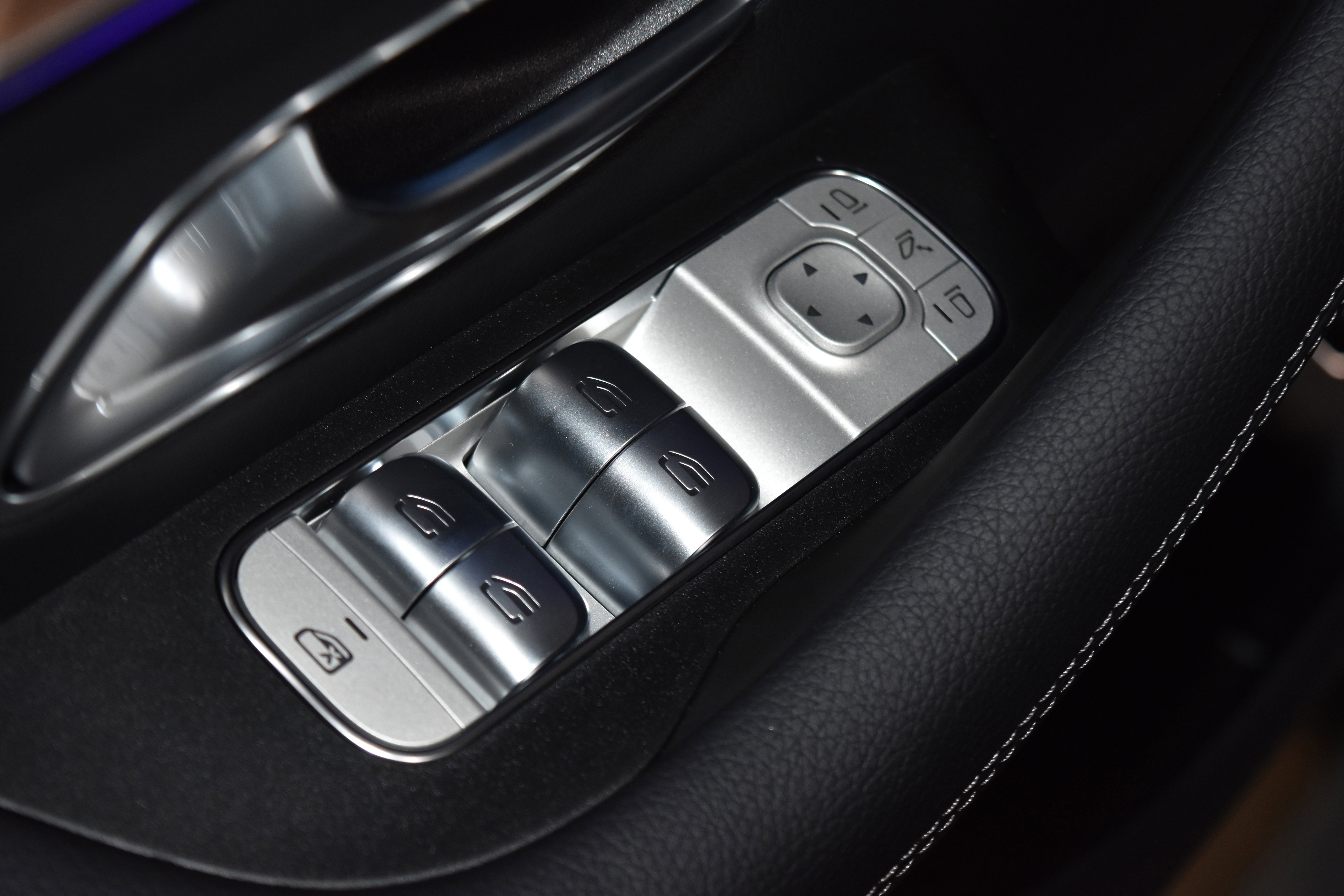 New 2026 Mercedes-Benz GLE 450 4MATIC image 5