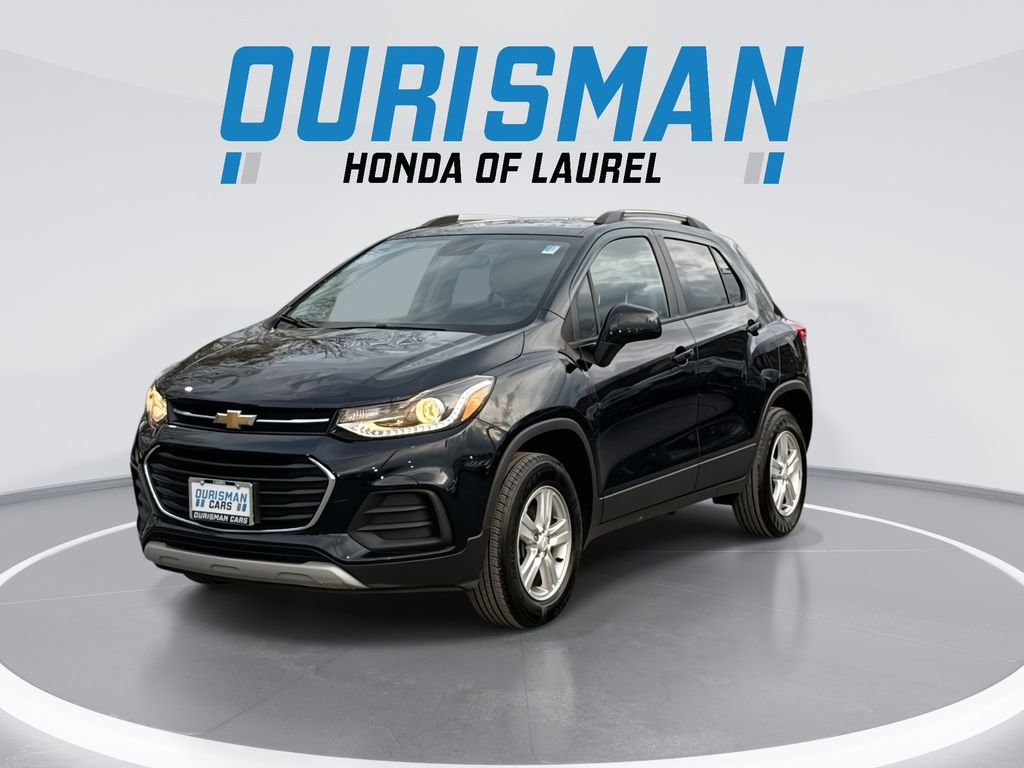 Used 2022 Chevrolet Trax LT w/ Driver Confidence Package image 4