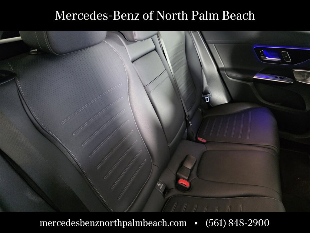 Used 2024 Mercedes-Benz GLC 300 4MATIC image 27