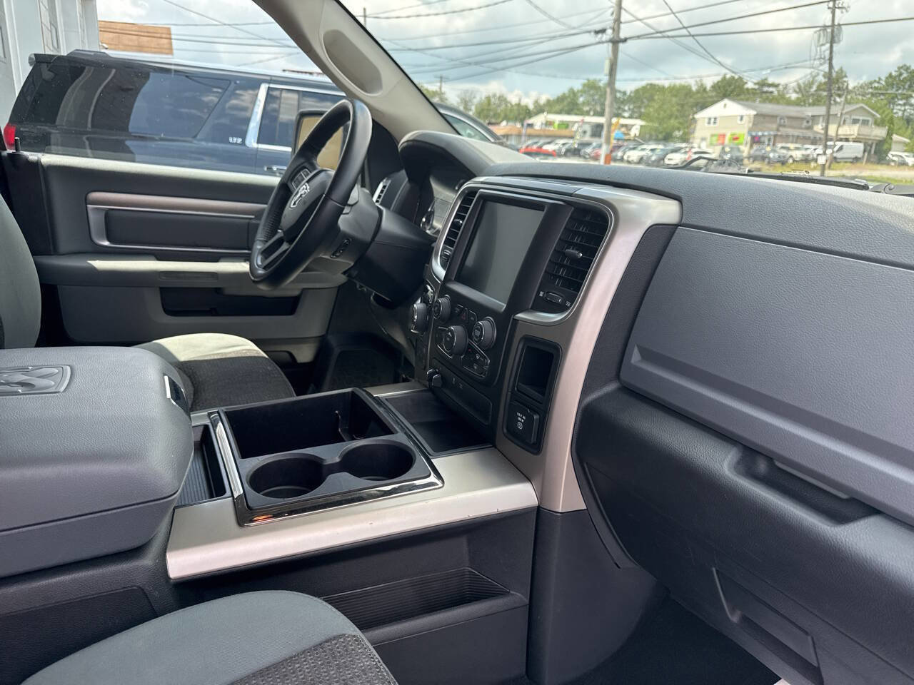 Used 2014 RAM 1500 Outdoorsman image 26