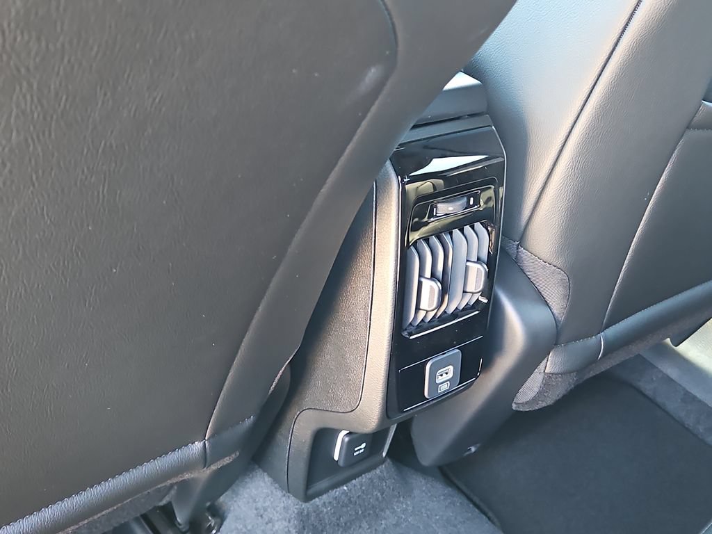 New 2026 Jeep Compass Limited AWD/4WD image 12