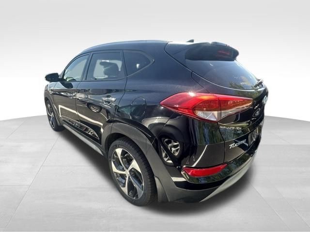 Used 2018 Hyundai Tucson Limited w/ Cargo Package FWD image 3