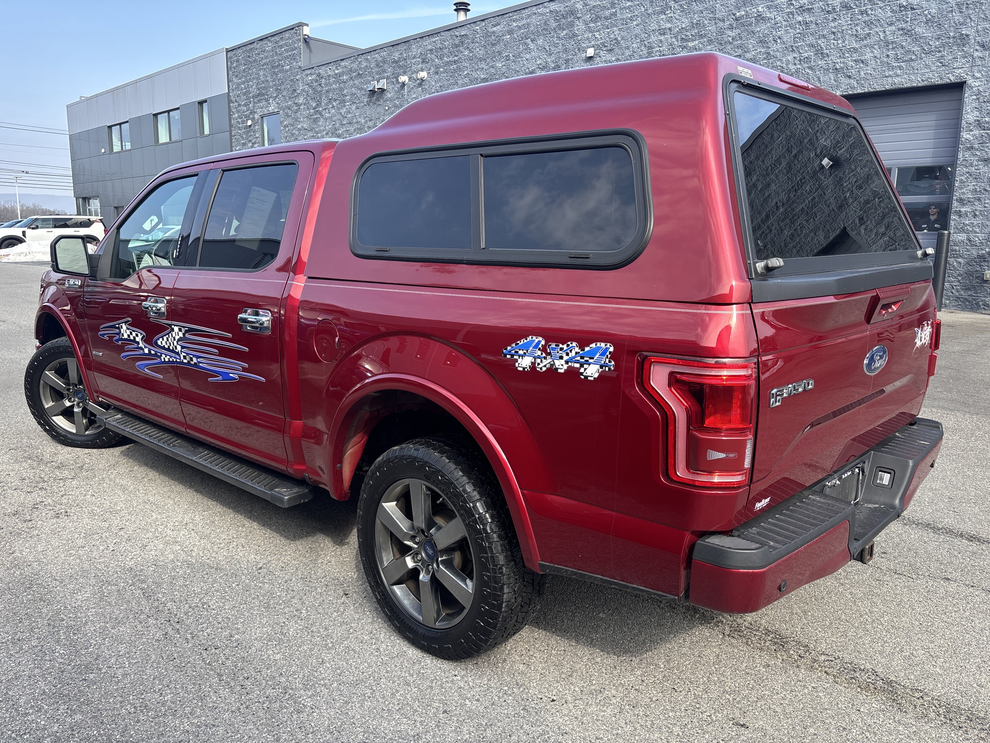 Used 2016 Ford F150 Lariat w/ Equipment Group 502A Luxury image 3