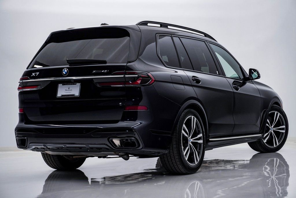 Used 2023 BMW X7 xDrive40i w/ Executive Package image 8