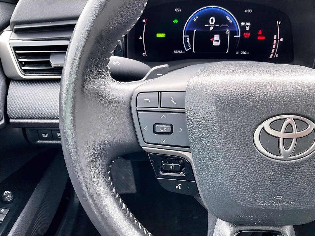 Used 2025 Toyota Camry SE FWD image 23