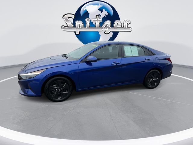 Used 2022 Hyundai Elantra SEL image 4