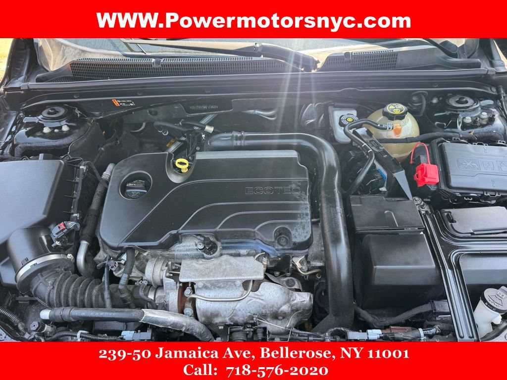 Used 2022 Chevrolet Malibu LT FWD image 14