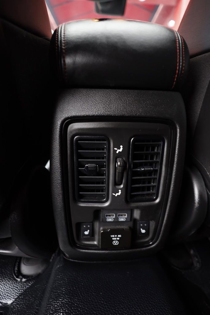 Used 2023 Dodge Durango GT image 32