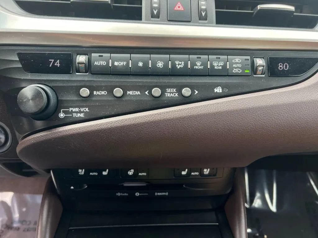 Used 2019 Lexus ES 350 w/ Premium Package FWD image 42