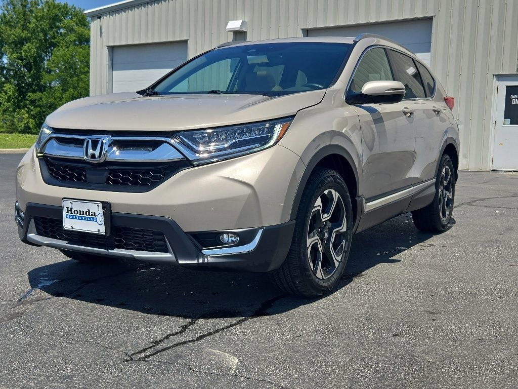 Used 2018 Honda CR-V Touring image 3