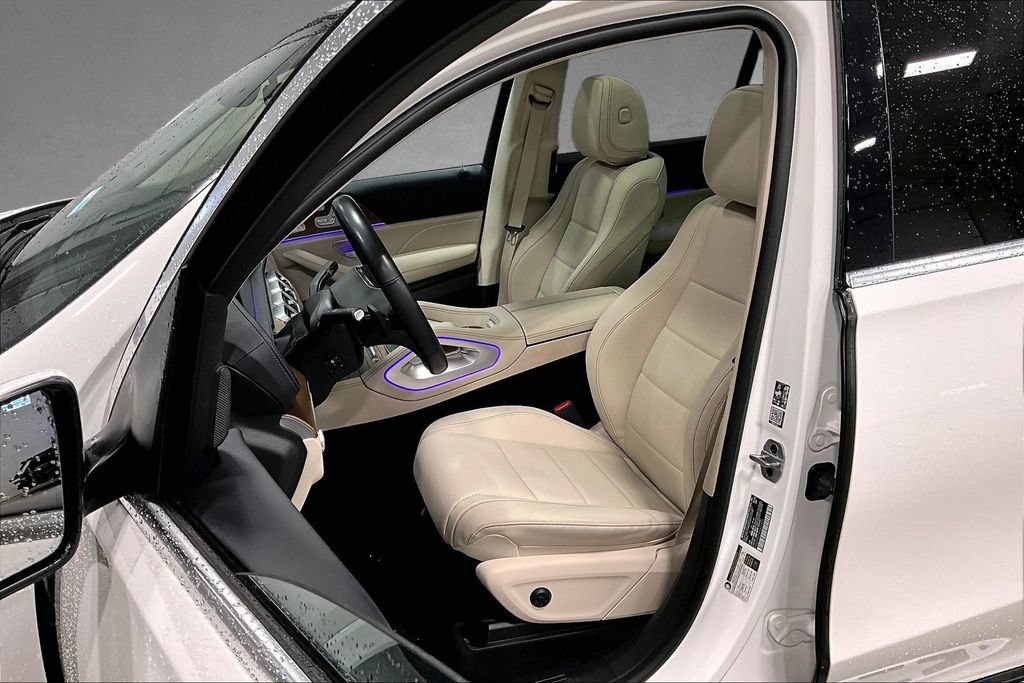 Used 2023 Mercedes-Benz GLS 450 4MATIC image 21