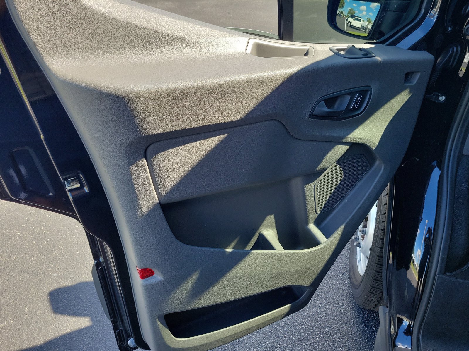 Certified 2024 Ford Transit 250 148 Medium Roof Extended AWD image 11