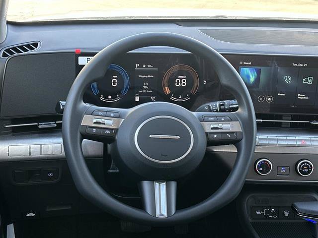 New 2027 Hyundai Kona SE FWD image 8