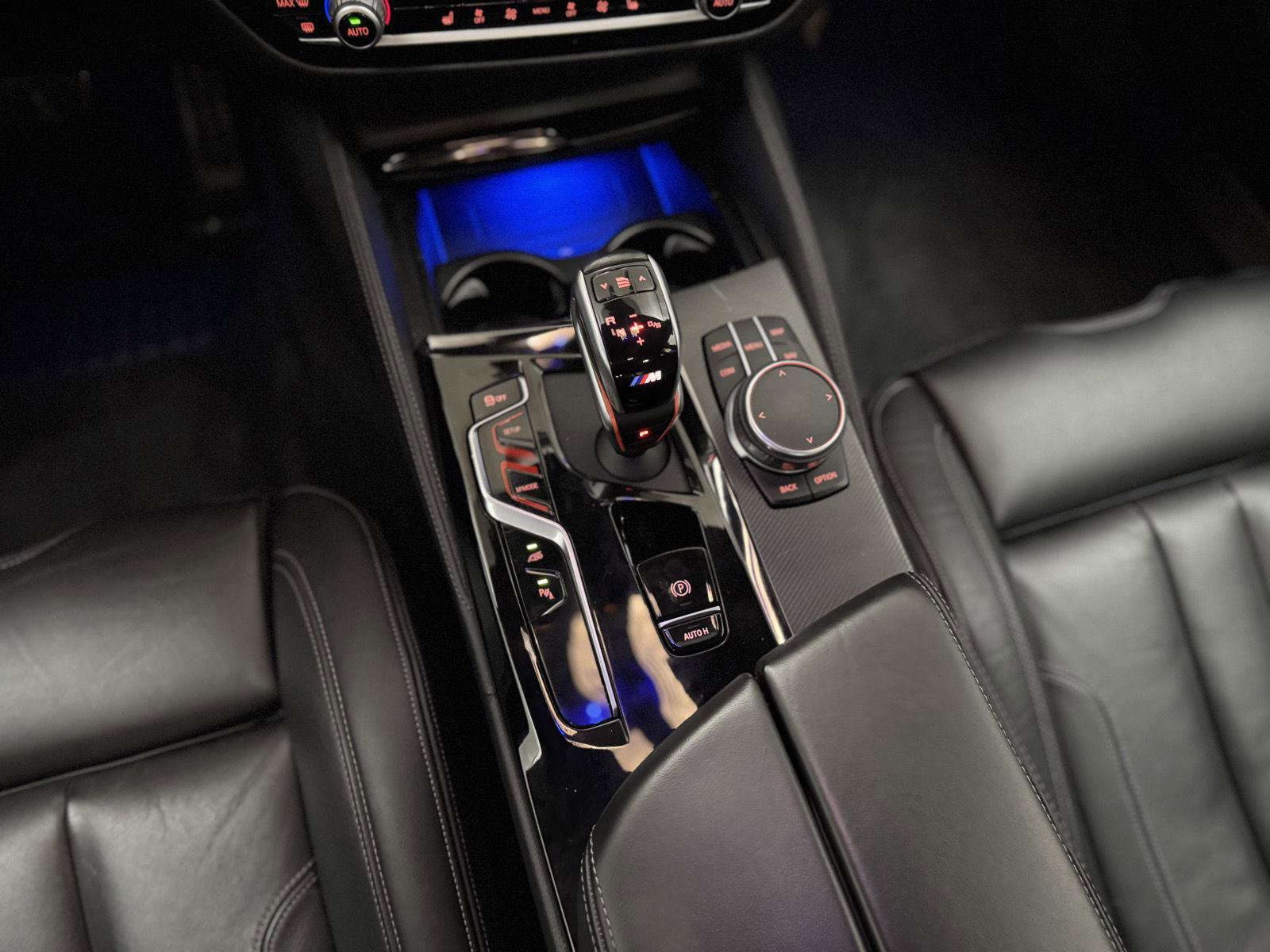 Used 2021 BMW M5 image 33