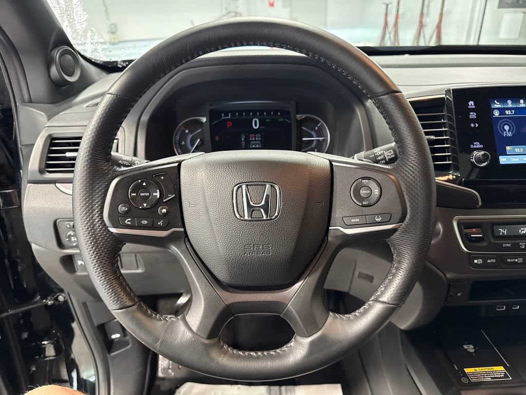 Used 2024 Honda Passport EX-L image 6
