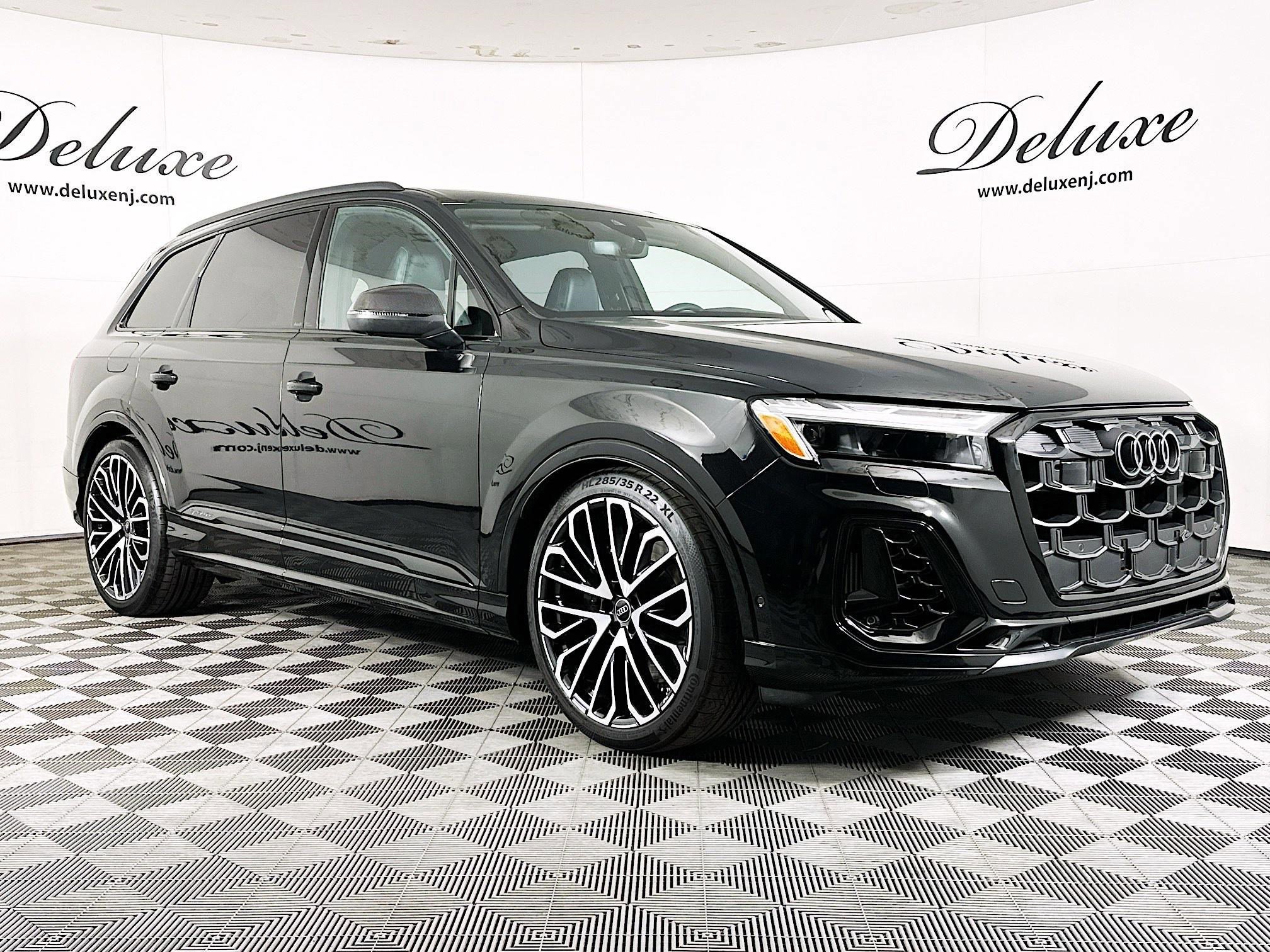 Used 2025 Audi SQ7 Premium Plus w/ Executive Package image 1