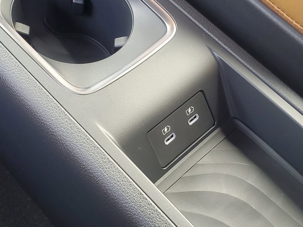 New 2026 Nissan Armada SL w/ Captain's Chari Seat Package image 38