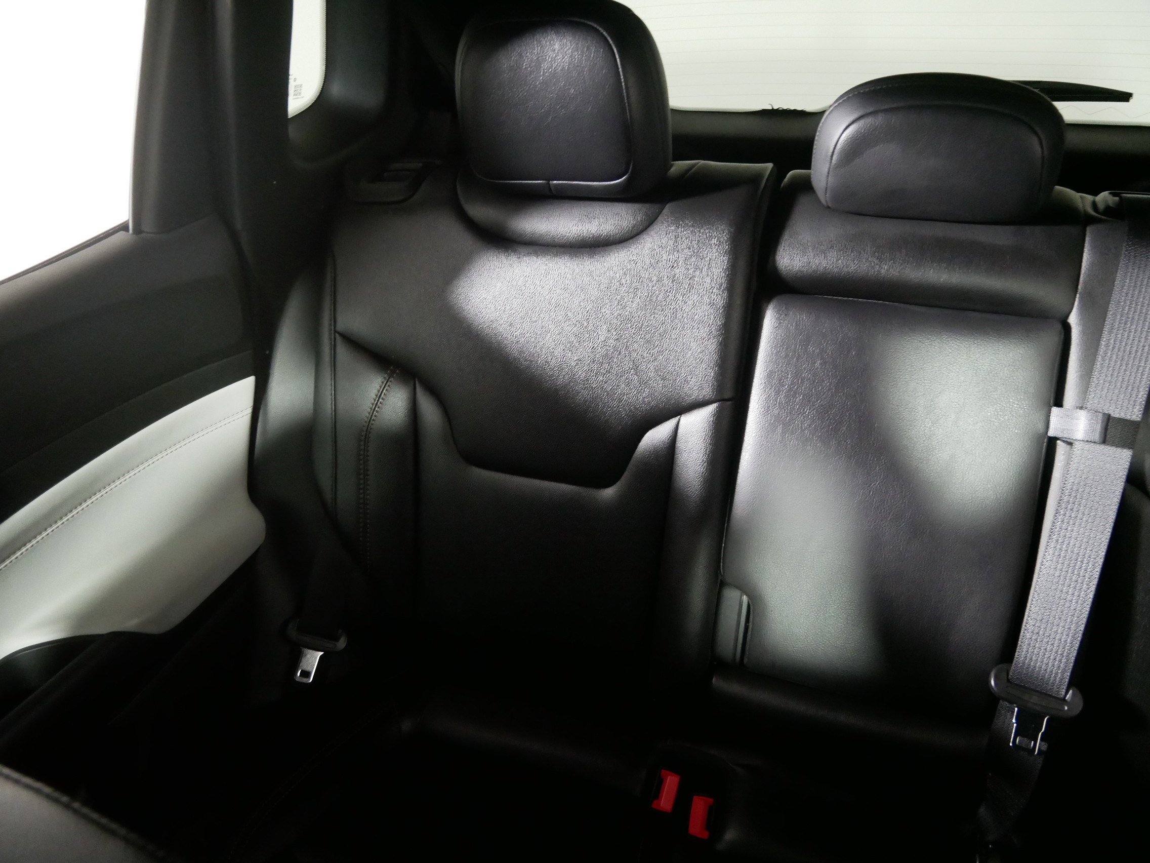 Used 2024 Jeep Compass Limited image 12