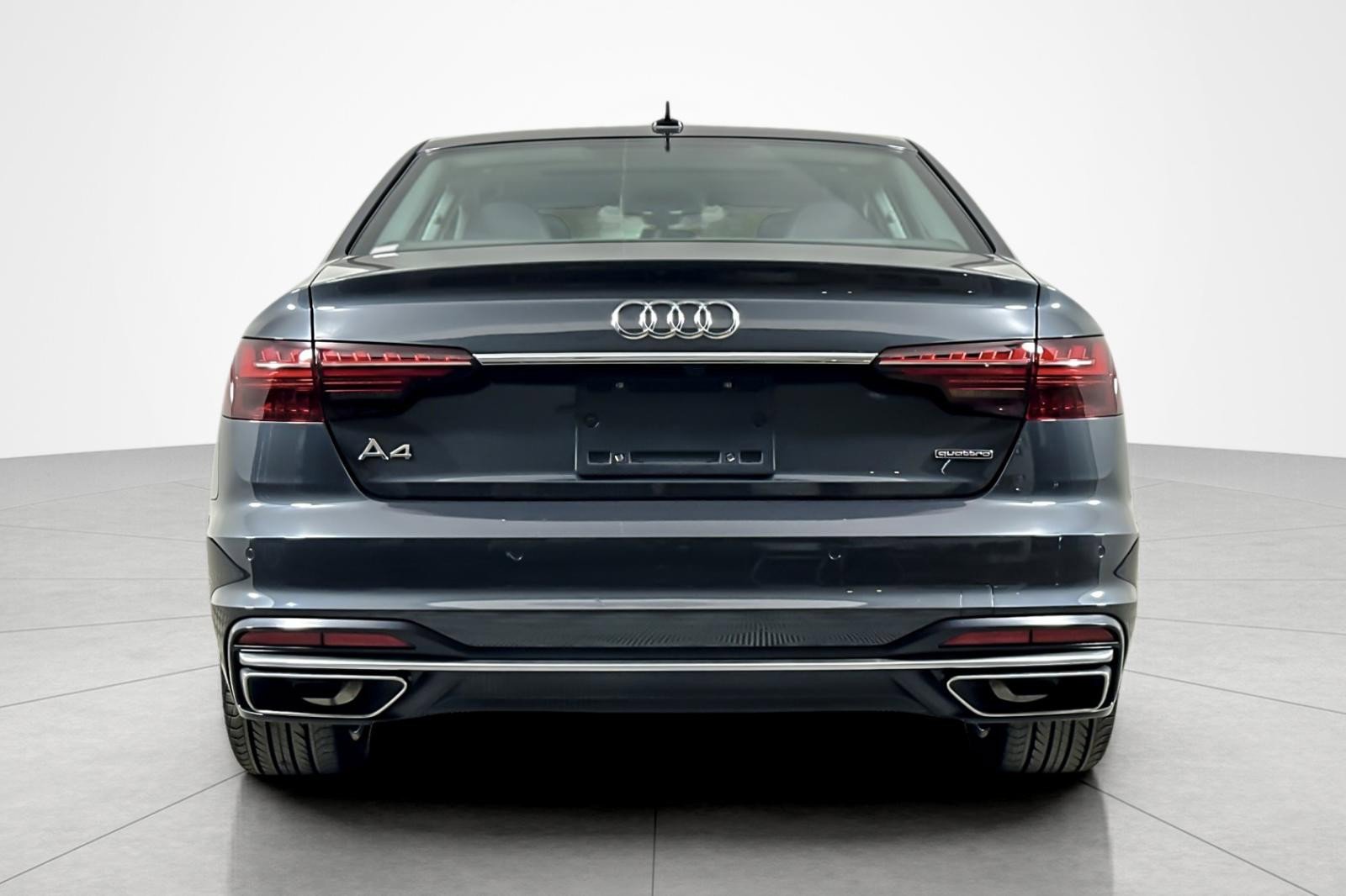 Used 2023 Audi A4 2.0T Premium w/ Convenience Package image 4