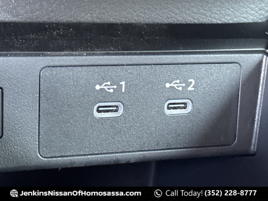 New 2026 Nissan Kicks SR w/ Interior Electronics Package FWD image 33