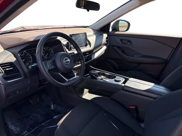 Used 2023 Nissan Rogue S AWD/4WD image 12