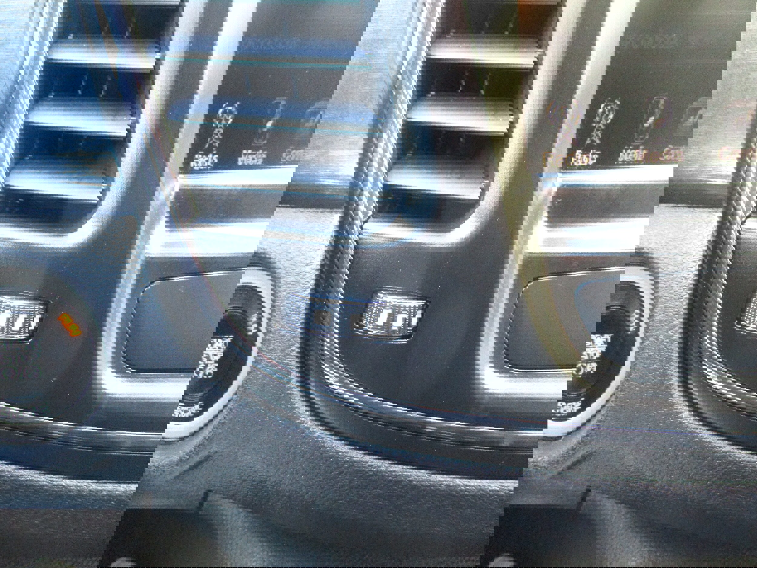 Used 2015 Chrysler 200 S w/ Navigation & Sound Group I image 14