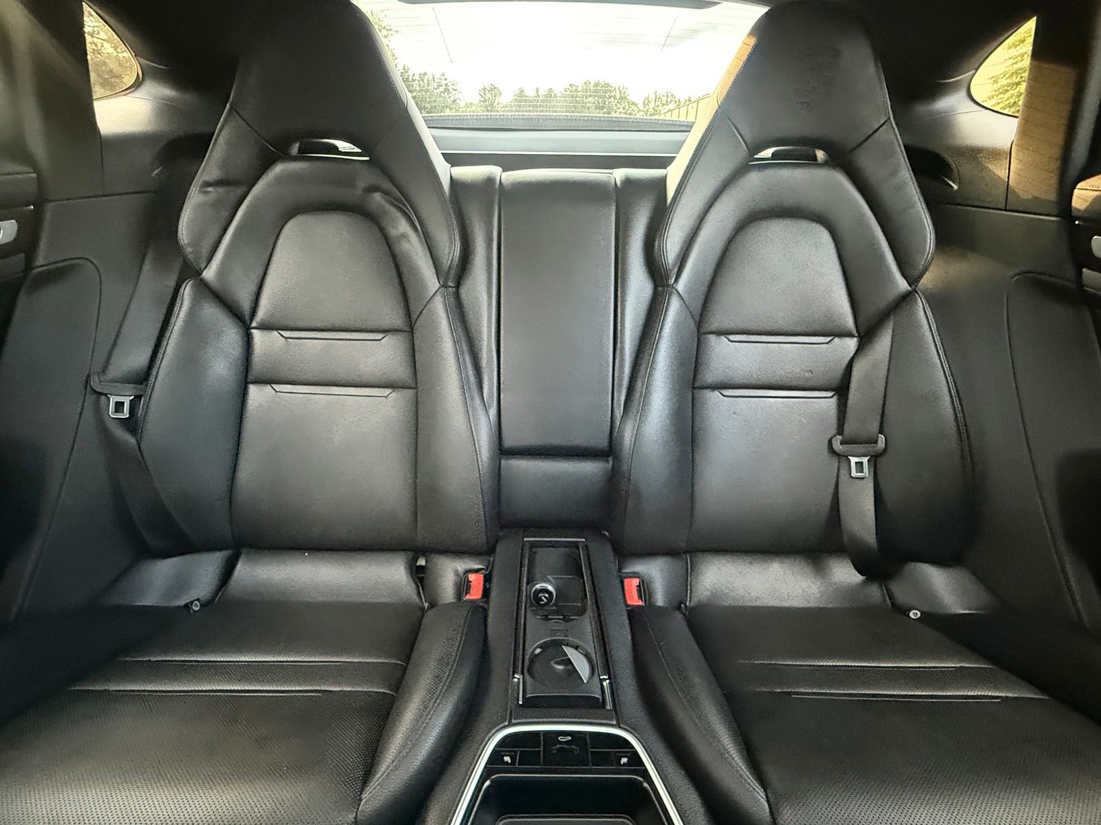 Used 2018 Porsche Panamera 4 AWD/4WD image 41